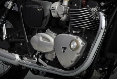 Moto Triumph Bonneville T120 moteur