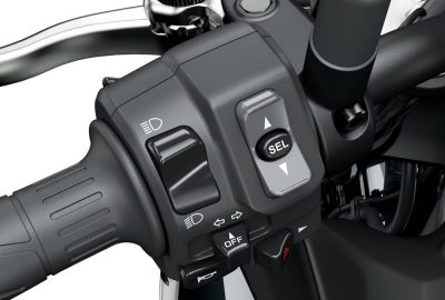 Moto Kawasaki Z 900 SE poignée gauche