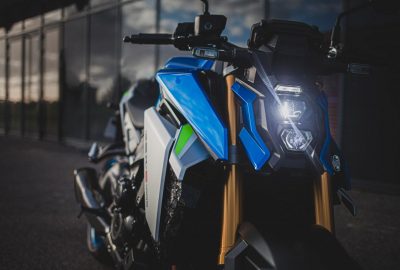 Moto Suzuki GSX S1000 phare avant