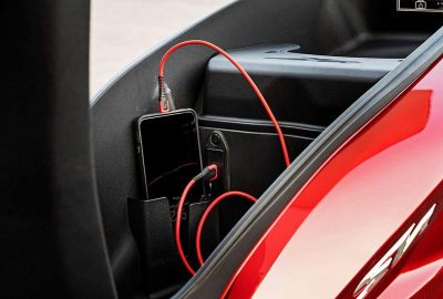 Scooter Honda SH125i prise USB