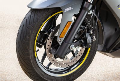 Peugeot Pulsion Active 125 roue avant