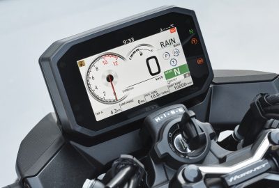 Moto Honda Hornet tableau de bord